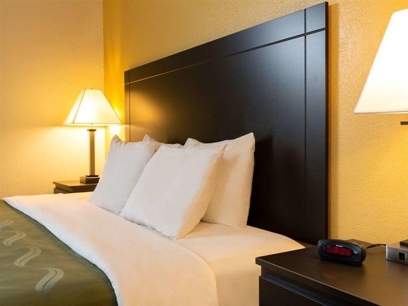 Quality Inn At Arlington Highlands Exterior foto