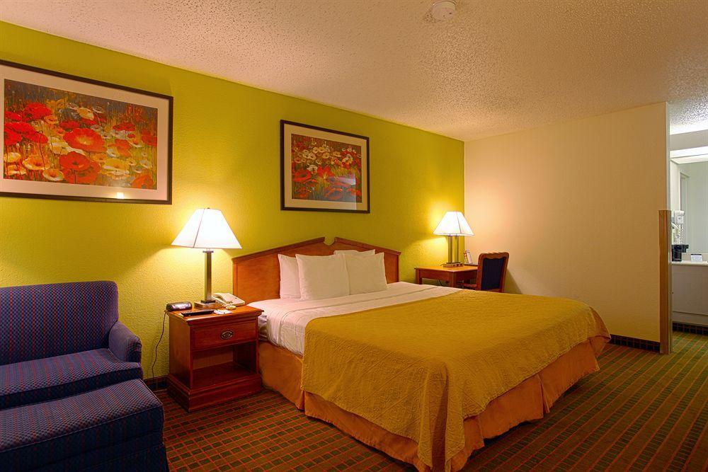 Quality Inn At Arlington Highlands Exterior foto